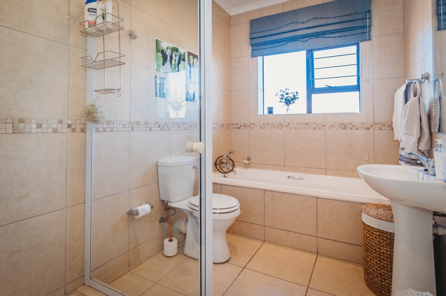 3 Bedroom Property for Sale in Heather Park Western Cape